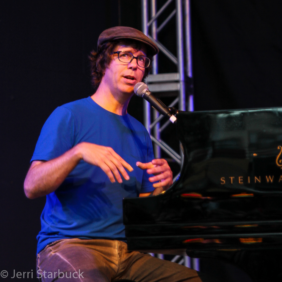Ben Folds Performs Solo in Austin