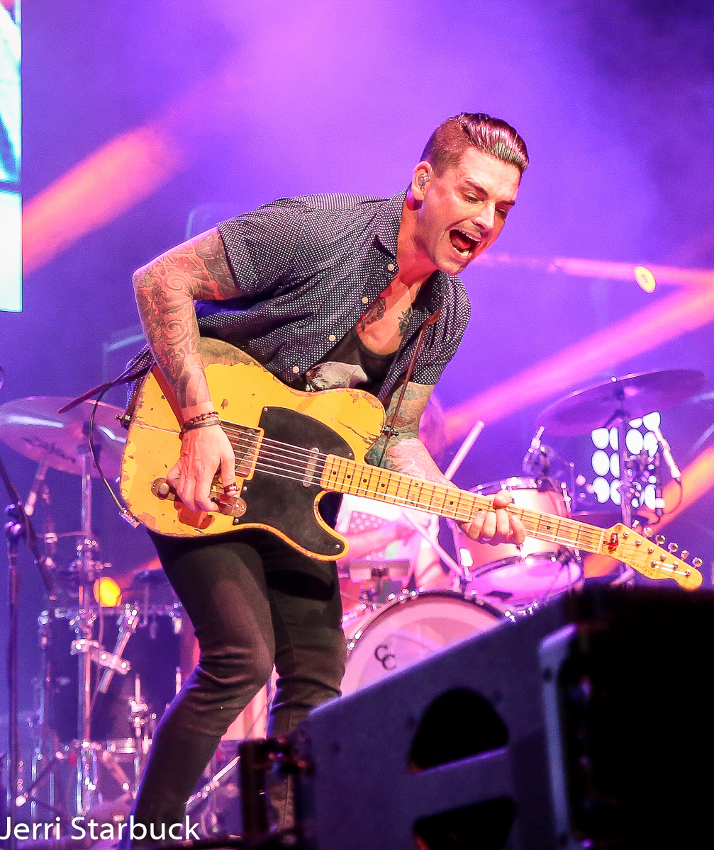 Dashboard Confessional, Taking Back Sunday at Taste of Chaos