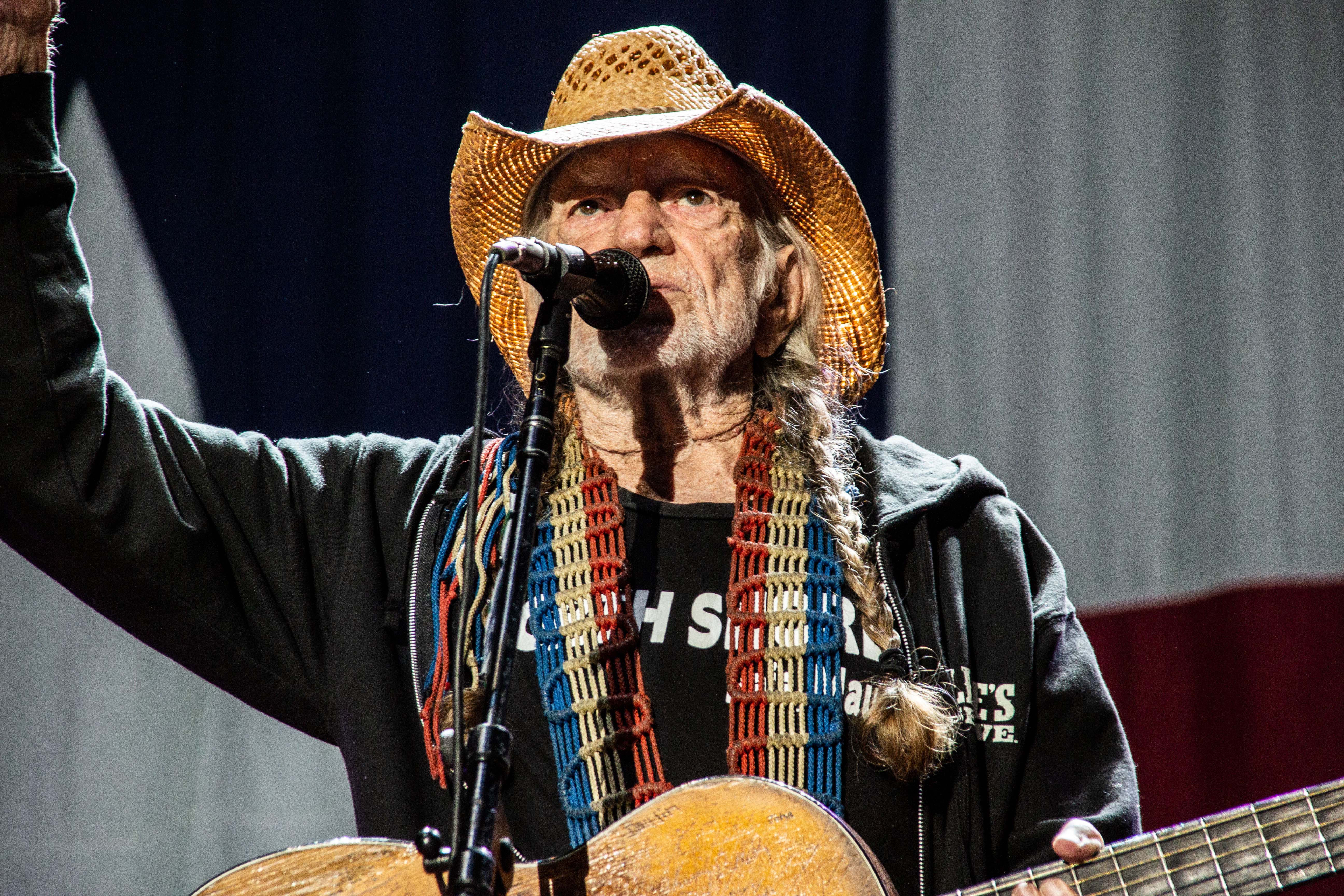 Willie Nelson Outlaw Music Festival Dallas 2019 Concert Photos